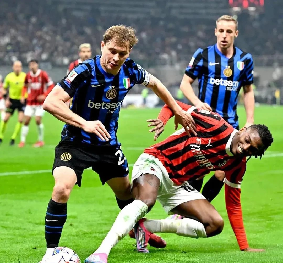 AC米兰发布备战花絮，今晚回应争议，意甲任务艰巨，细节决定成败(湖南全域禁止燃放烟花)-九游官方网站