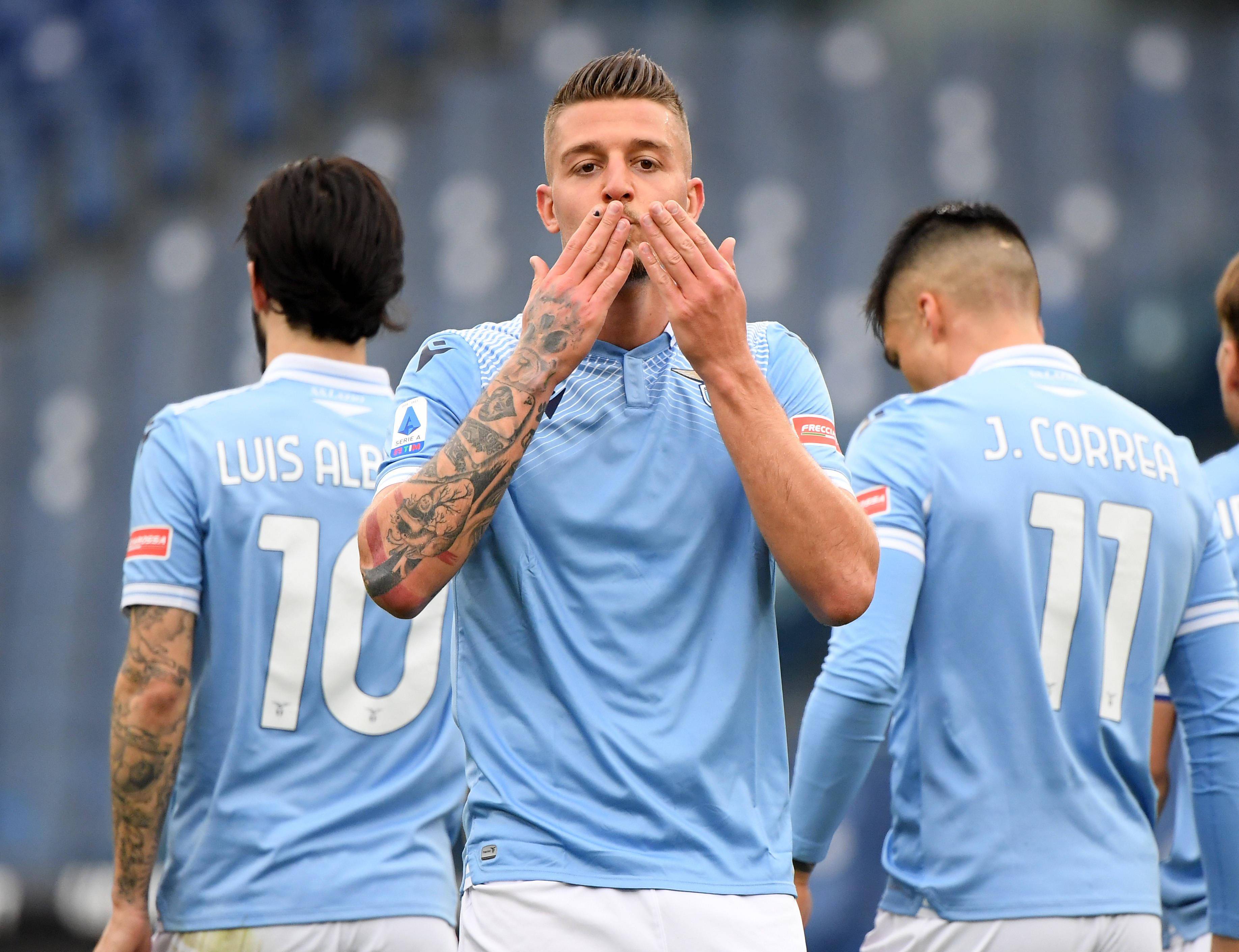 斯图加特迎意大利杯关键赛，国际比赛日伤情更新，压力陡增，轮换策略成焦点