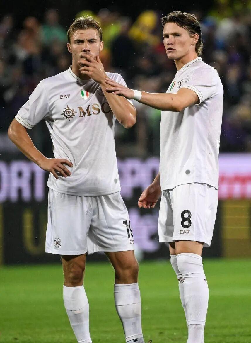 包含意甲集结日再迎强敌，那不勒斯豪取连胜，主帅态度：赛场秩序良好，阵容厚度经受考验的词条-九游官方网站