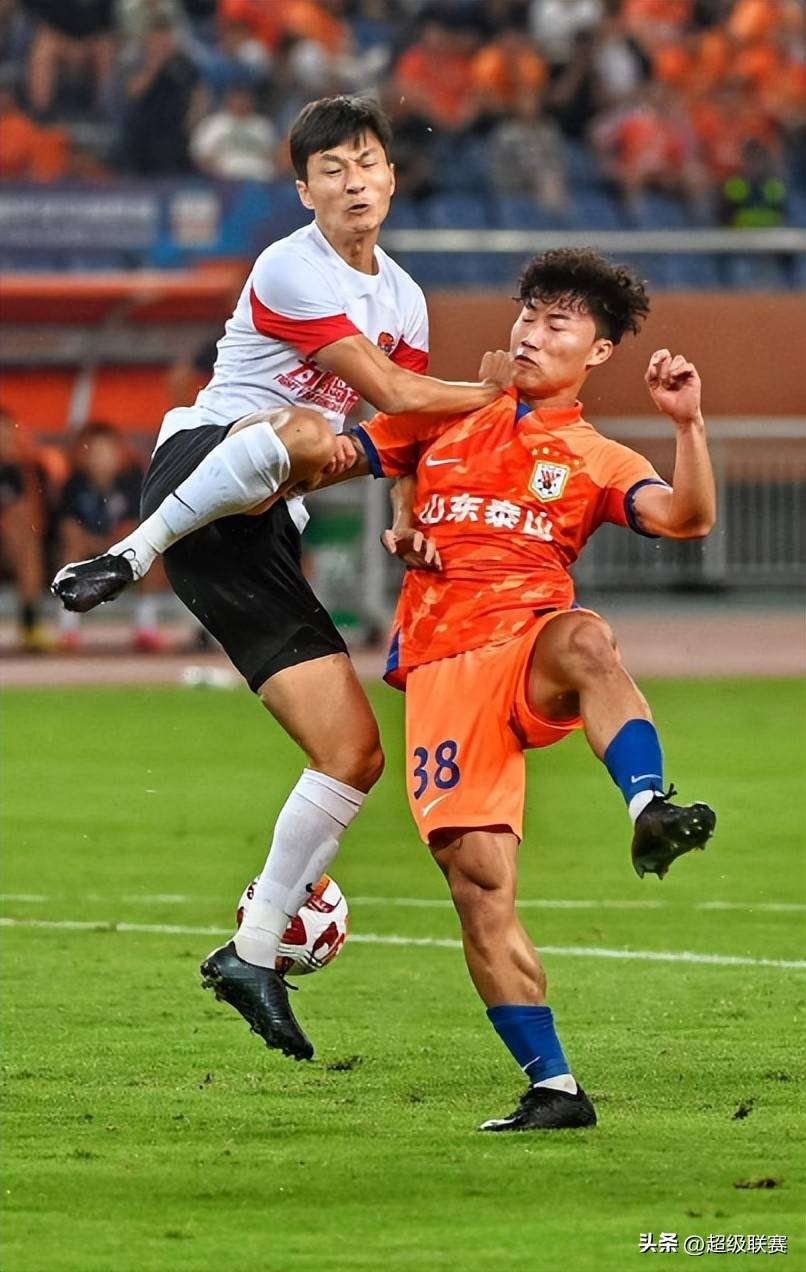 今晨山东泰山调整名单以备足总杯，扳平良机环节打磨，压力陡增，细节决定成败的简单介绍-九游比分入口